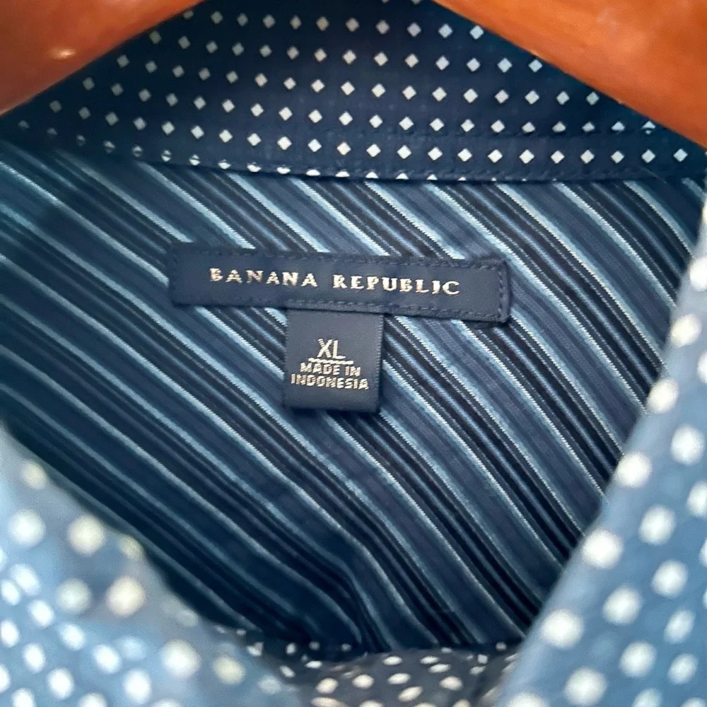 Banana Republic Men's XL Blue Polka Dot Shirt Western Style Snap Button
